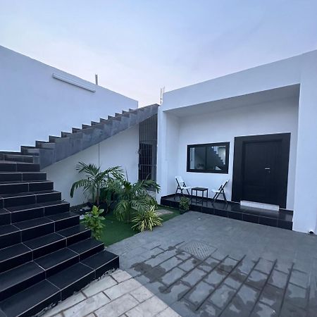 Ad Home Lome Exterior photo