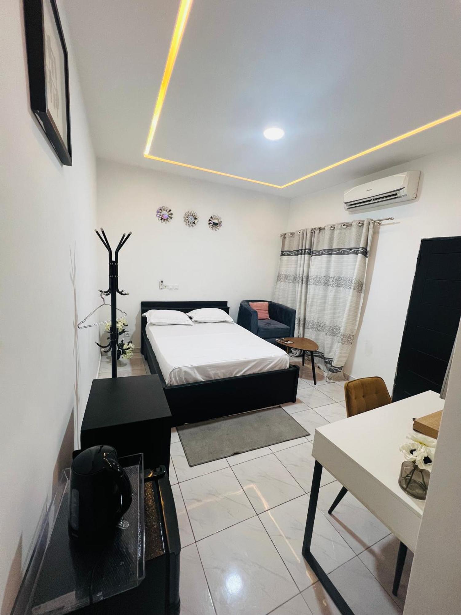 Ad Home Lome Exterior photo