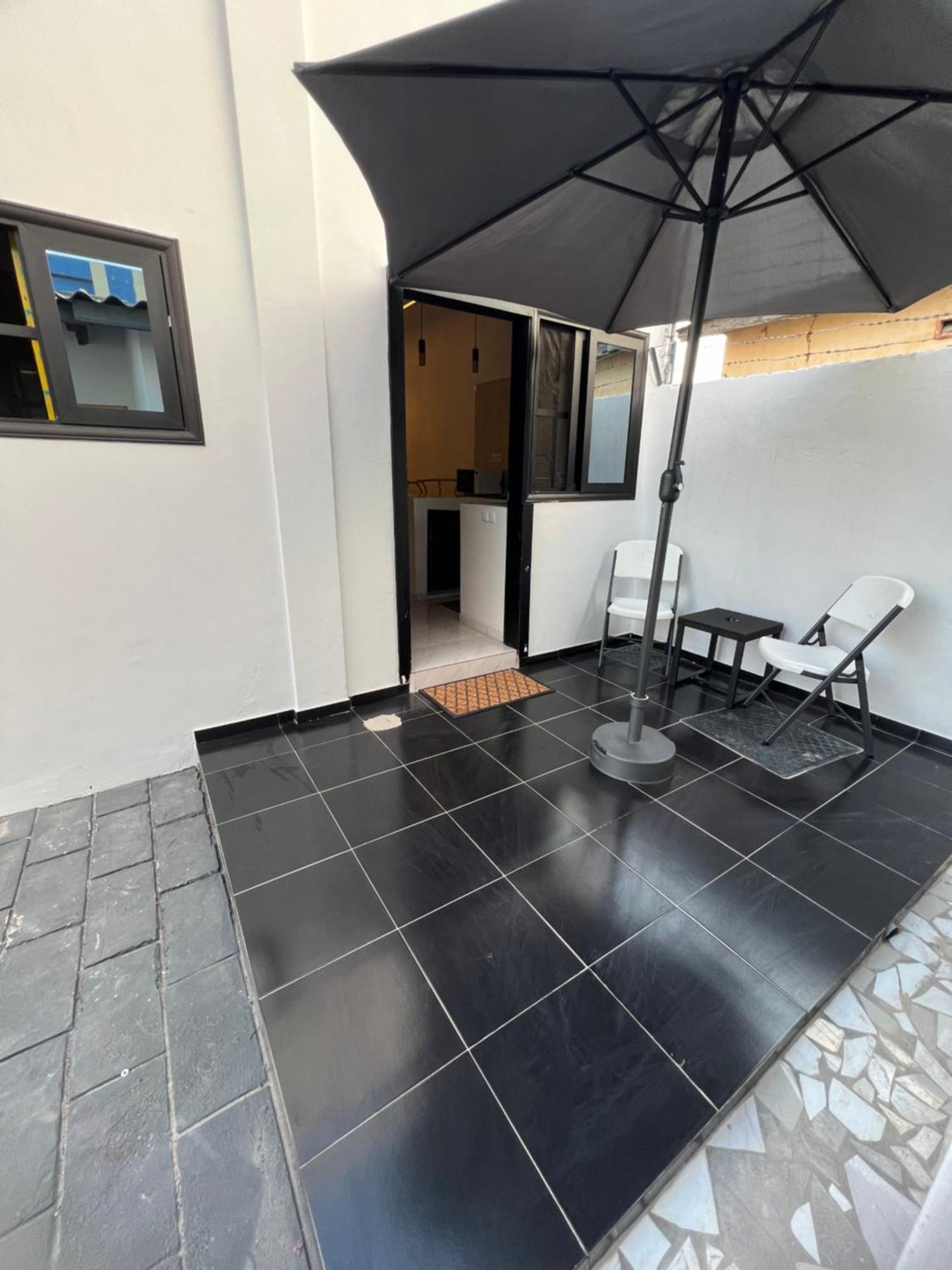 Ad Home Lome Exterior photo